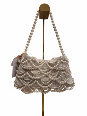 Pearl-Embellished Scallop Evening Bag - Cream